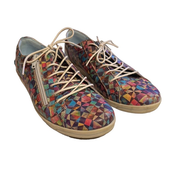 CLOUD FOOTWEAR geometric bright colored sneakers, 38 EU, VGC - Picture 2 of 10